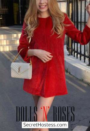 21 year old Escort in London Sandy, Dolls and Roses Agency