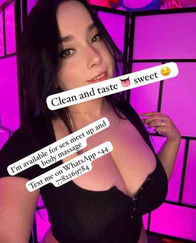 28 year old Escort in Coventry I’m available