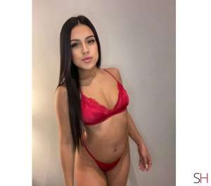 21 year old Latino Escort in Sheffield Lara NEW HERE 🇧🇷🤗 GFE ❤️ PARTY GIRL, 