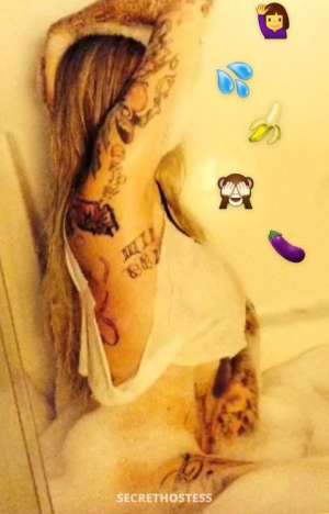 MESSAGE ME ON MY AND I WILL MESSAGE YOU BACK PRESS DOWN ON 26 year old Escort in Fort Myers FL