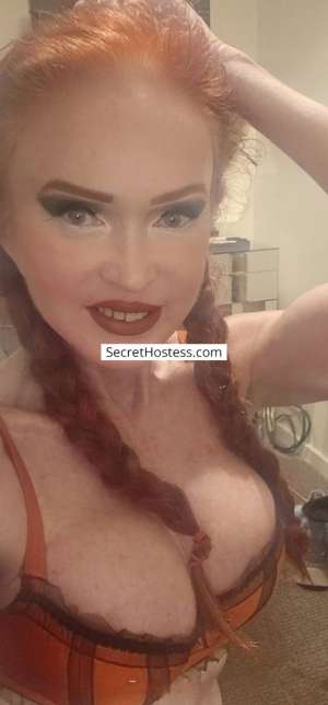 43 year old Caucasian (white) Escort in Newmarket sophia4you