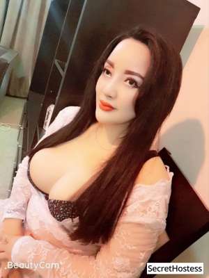 26 year old Japanese Escort in Dammam Escort model Sarah, Dammam