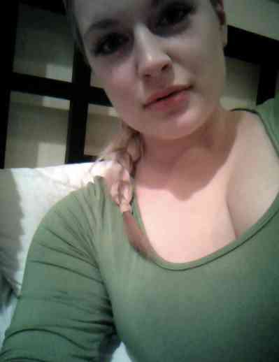 27 year old Escort in Albany CA I just wanna have fun