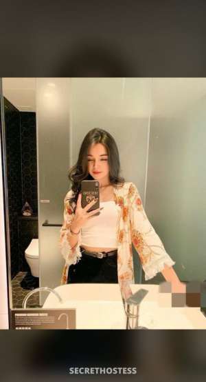 28 year old Asian Escort in Riyadh Alisa professional massage, masseuse