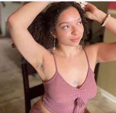 28 year old Escort in Chicago NY I'm Ready To Have Some Hot Fun, House Hotel And Motel 