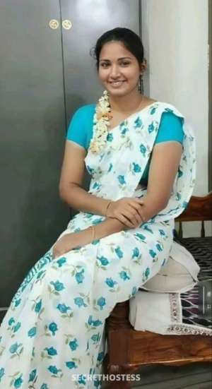 21 year old Indian Escort in Vellore Anushka call girl available 24*7, escort