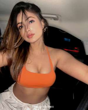 22 year old Indian Escort in Abu Dhabi Shweta Sharma Independent Companion, escort