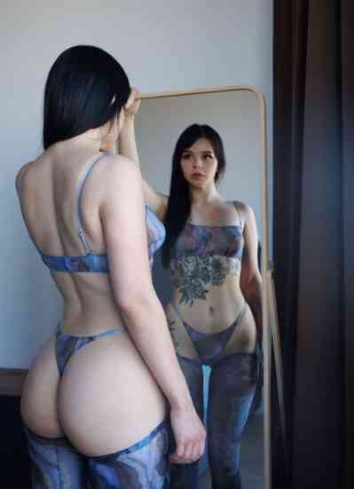 27 year old Escort in Newark NJ AVALIABLE FOR HOOKUP xxxx-xxx-xxx