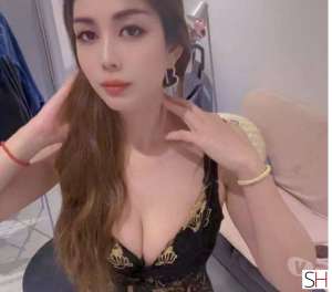 22 year old Asian Escort in Brighton East Sussex Exquisite Asian Companion – A Unique Encounter Awaits, 