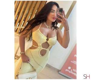23 year old Slavic Escort in London Sexy brunette FULL GFE Owo Fkiss short time in Canary Wharf