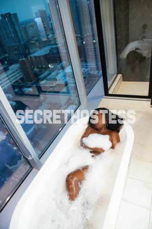 0 year old Escort in Albany NY Lovely Nadia Winters
