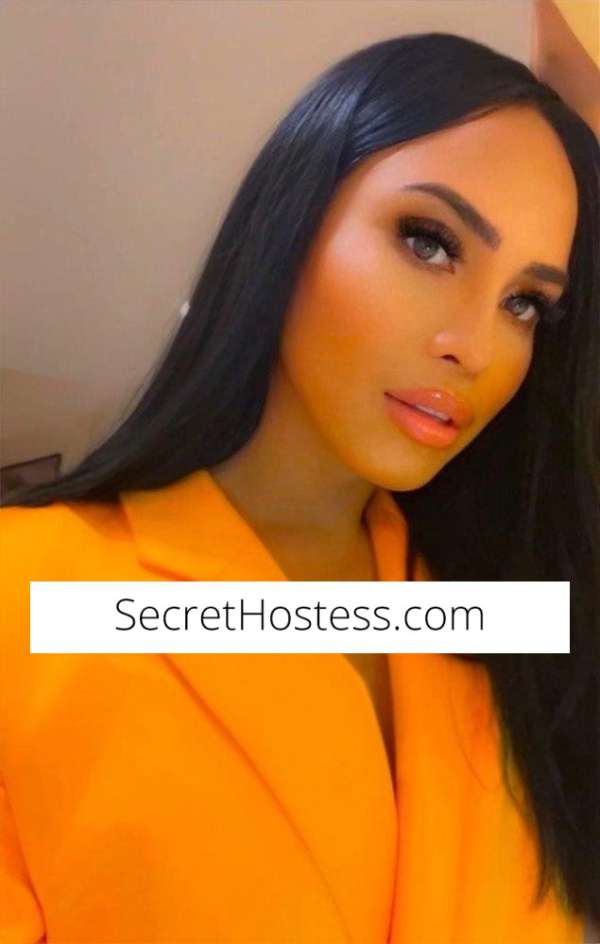 20Yrs Old Escort Image - 4