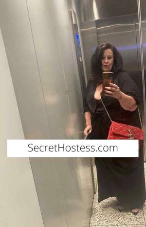 53Yrs Old Escort Size 18 Image - 11