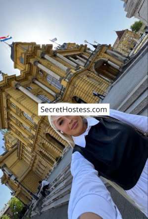 25 year old Latin Escort in Zagreb Giulia, Independent