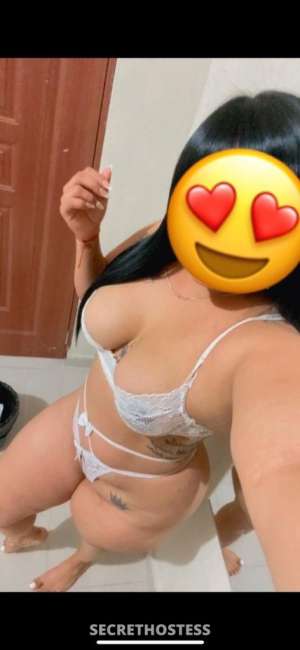 25 year old Escort in Queens NY nueva chica llega a la ciudad a cumplir tus fetiches y 