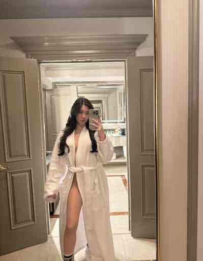 25 year old Asian Escort in Markham, Ontario Sexy Asian wants some fun xxxx-xxx-xxx