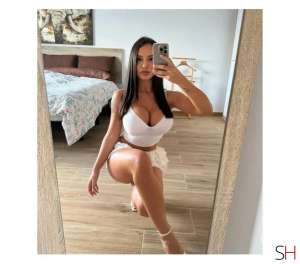 23 year old Asian Escort in Slough Tania available this week only, Agency