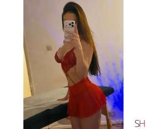 25 year old Latino Escort in Sloane Square SW1 London Luna - the best erotic massage in your life, Independent