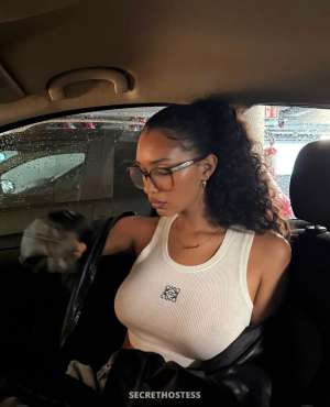 25 year old Caucasian Escort in Mount Forest i offer anal,Oral,nude massage,Bareback,sex duties,