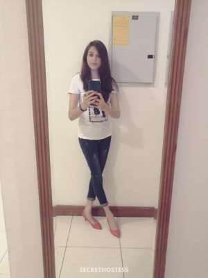 21 year old Indian Escort in Ras al-Khaimah Karishma Indian Girl, escort