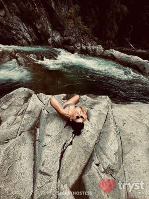 Rae Sloane - Presence over performance 0 year old Escort in Edmonton