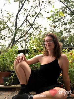 Soa Wolf - Earthy, pleasureful intimacy 0 year old Escort in Milwaukee WI