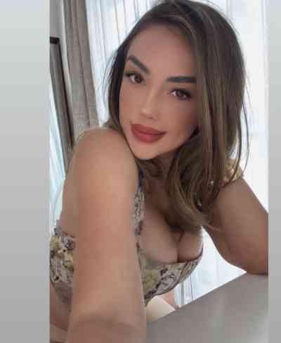 27 year old Escort in Emeryville CA I'M HORNY AND I'M AVALIABLE FOR HOOKUP xxxx-xxx-