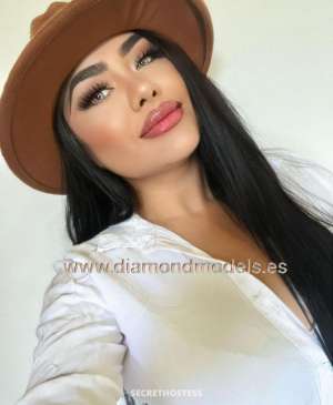 Emily Young, Spanish &amp; International, escort 20 year old Escort in Al Manama