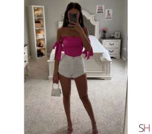 22 year old Italian Escort in London Hot girl xx outcall, Independent