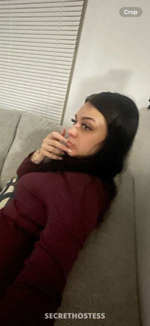 snowbunny party friendly 25 year old Escort in Hampton VA
