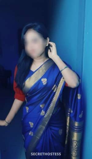 22 year old Indian Escort in Hyderabad Monika Indipendent cam show &amp; real meet, escort