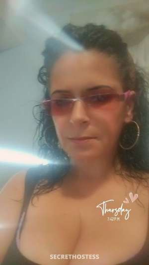 42 year old Escort in Edmonton !!!!!HAPPY VALENTINE"S DAY