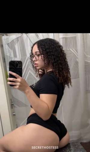 21 year old Hispanic Escort in Quebec City outcall only Latinas Available All Night