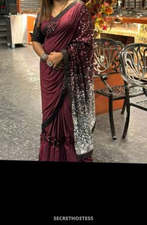 24 year old Indian Escort in Hyderabad Madhuu, escort