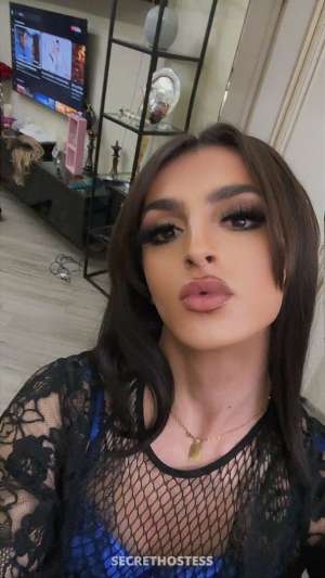 25 year old Asian Escort in Baku Jessica, Male escort