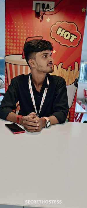 25 year old Indian Escort in Bangalore Young cute boy for unsatisfied girls, Male escort