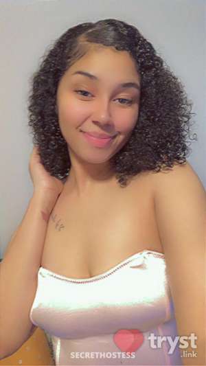 0 year old Escort in Bellevue WA Star - Thick &amp; Curvy