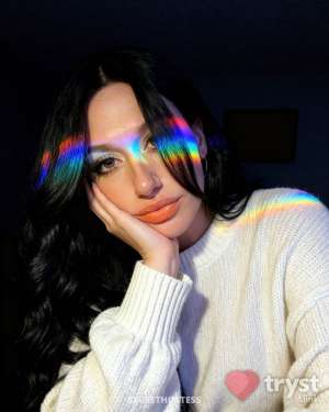 Khloe Snow - Check out my reviews on EM 0 year old Escort in Colorado Springs CO