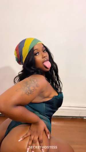 21 year old Escort in Thick Sexy Chocolate Treat . CARDATES ONLY