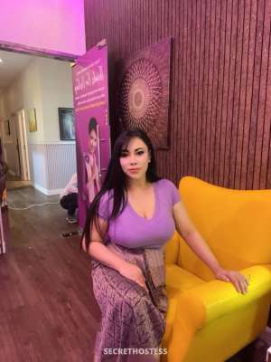 0 year old Swedish Escort in Riyadh Mona, masseuse
