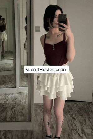 22 year old Caucasian Escort in Belgrade Victoria, Independent