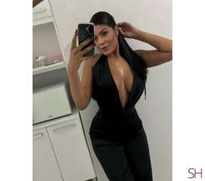 24 year old Latino Escort in Crawley West Sussex Lora Brunette ✅NewInTown.Girl.NoRush, Independent
