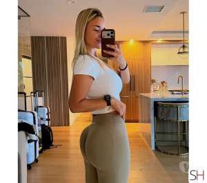 25 year old Latino Escort in Liverpool ⭐️ LIVIA . Hot blonde ., Independent