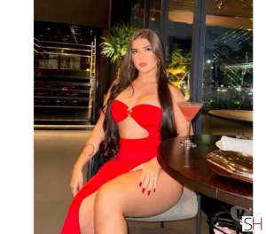 26 year old Latino Escort in Manchester Thayná, The girlfriend you need today, ONLY INCALL, 