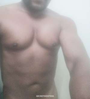 28 year old Asian Escort in Colombo Sun R, masseur