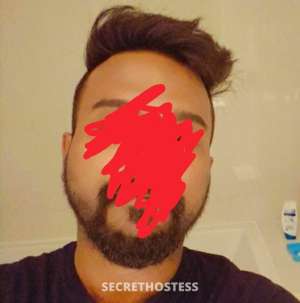 29 year old Asian Escort in Al Manama Massage &amp; extra services for ladies, Male escort
