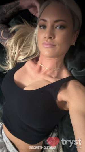 0 year old Escort in Roseville CA Michelle - Busty Blonde Milf