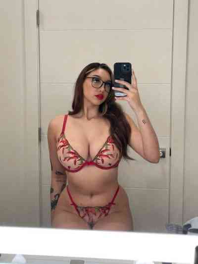24 year old Escort in Hayward CA I’m available for both Incall and outcall service