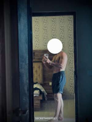 25 year old Asian Escort in Jaipur Free massage for ladies., Male escort