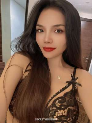 24 year old Asian Escort in Dubai Lisa, escort